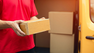 Come spedire un pacco senza errori: guida completa ai servizi di spedizione moderni